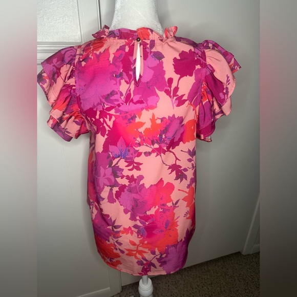 Entro Pink Ruffled Cap Sleeve Blouse size L - Picture 4 of 10